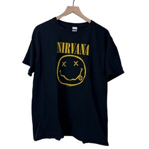Nirvana Kurt Cobain Happy Smile Face Unisex Black Gildan T-Shirt Size X-Large